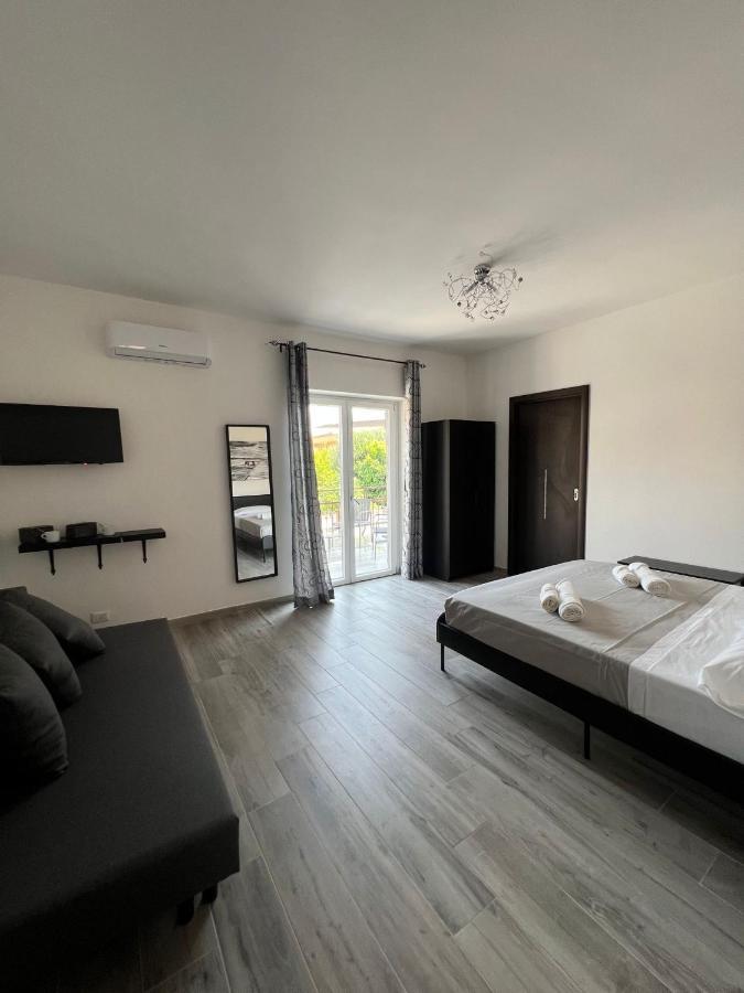 Domus Speranza Bed & Breakfast Fiumicino Luaran gambar